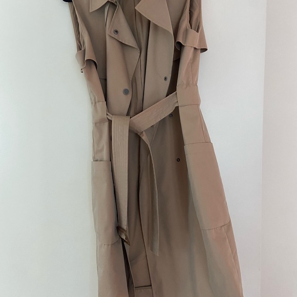 BCBG trench vest - Picture 4 of 5